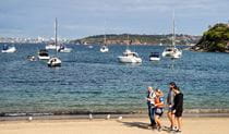 A Fit City Tours group walking along the shoreline during the Manly hiking tour. Photo &copy; Fit City Tours