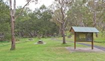 Threlfall pinic area entrance, Oxley Wild Rivers National Park. Photo: Rob Cleary