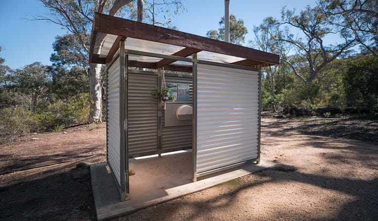 Toilet facility located at Dunns Swamp - Ganguddy campground, Wollemi National Park. Photo: Daniel Tran/OEH