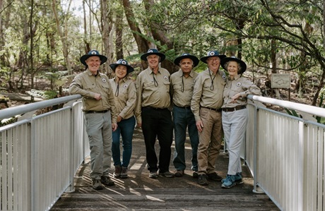 A group of Chase Alive volunteers, Ku-ring-gai Chase National Park. Credit: Bobby Hendry/DCCEEW &copy; DCCEEW