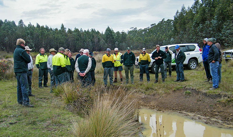  Supplementary pest control meeting. Photo: OEH