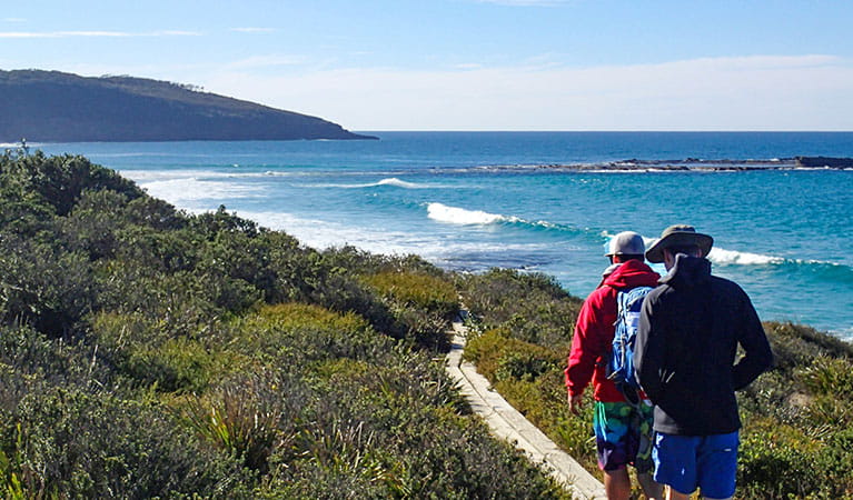 Youth trekking along The Coast track in Royal National Park. Photo: Alex Brown &copy; Ausjourney