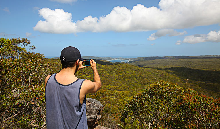 West Head lookout, Ku-ring-gai Chase National Park. Photo: © Andy Richards