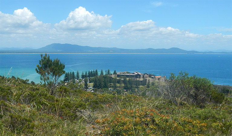 Monument Hill walking track, Arakoon National Park. Photo: Debby McGerty &copy; OEH