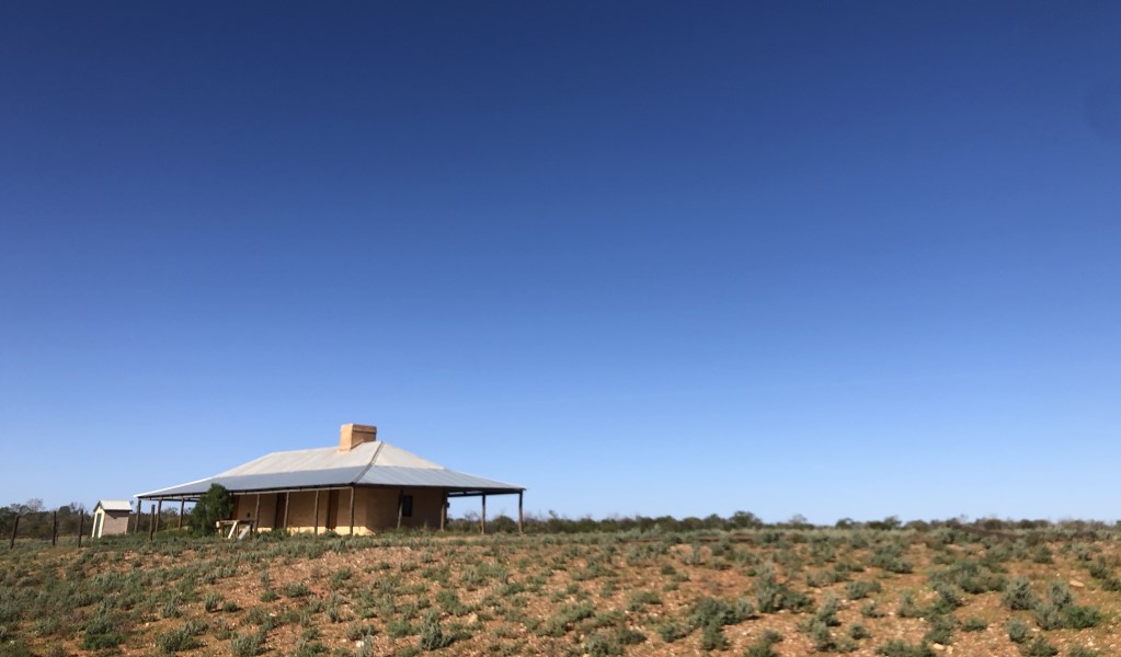 Teilta campground and picnic area, looking towards Teilta Homestead Corona Outstation. Photo: Jaymie Norris &copy; DPE