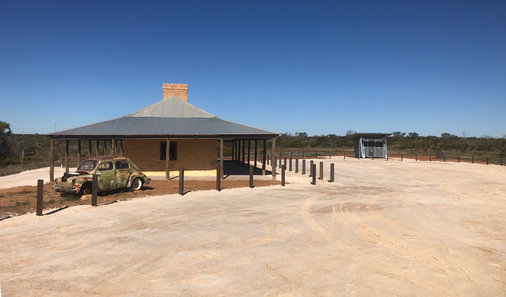 Teilta Homestead Corona Outstation at Teilta campground and picnic area. Photo &copy; DPE