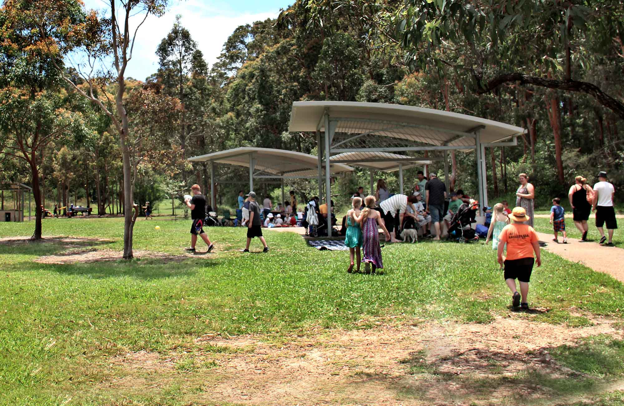 People enjoying a picnic. Photo: John Yurasek