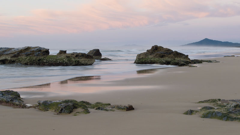 Tuckers Rocks, Bongil Bongil National Park. Photo: Michael van Ewijk &copy; DPIE