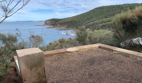 Panoramic views of the rugged coastline from Ganyi lookout, Bouddi coastal walk. Photo: Vicki Elliott © DPE