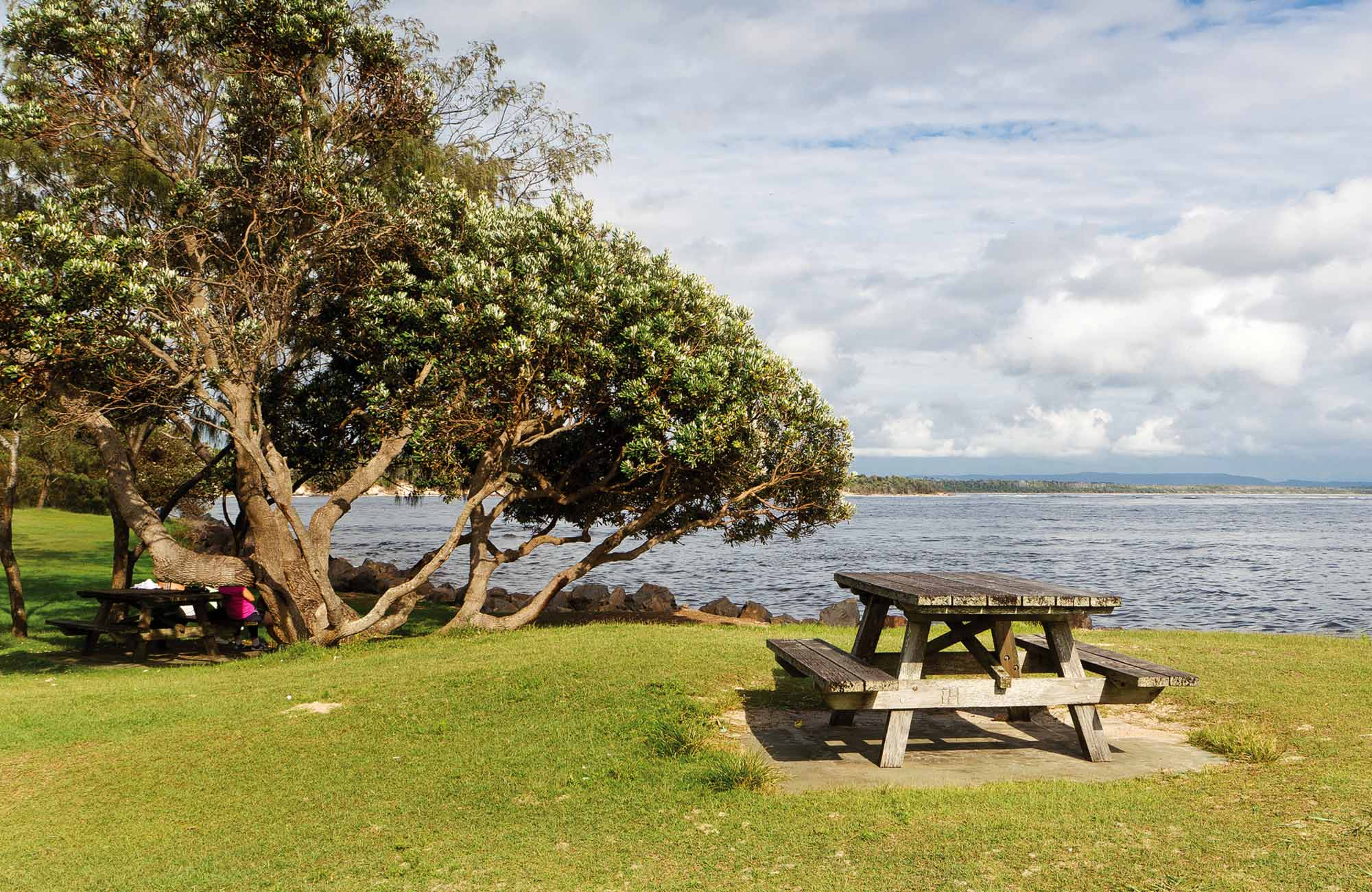 Picnic table overlooking the water. Photo: Rob Cleary