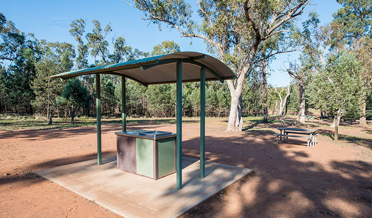 Spring Hill picnic area, Cocoparra National Park. Photo: John Spencer