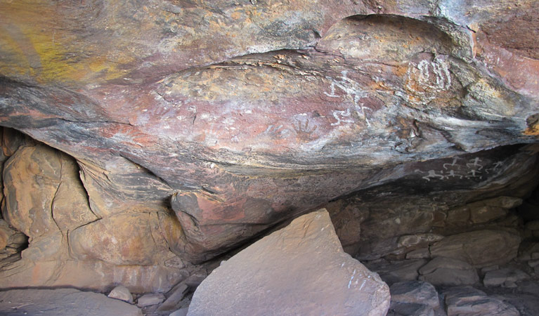 Yapa (Mulgowan) Aboriginal art site. Credit: Charlie McManus &copy; Charlie McManus/NSW Government