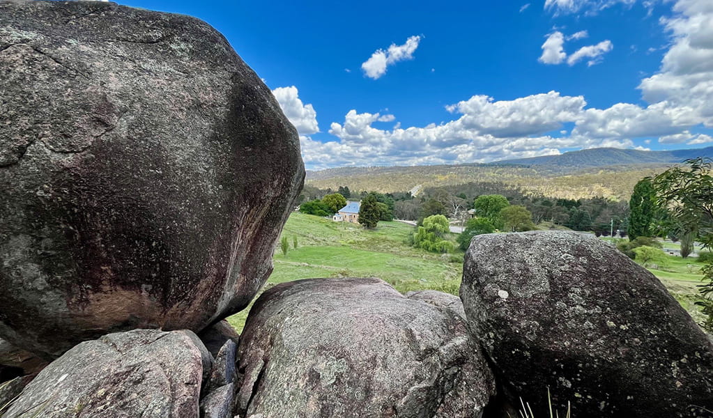 Enjoy a short walk up a hill for dreamy views over Hartley from a granite rock outcrop named Kew-Y-Ahn which holds great significance to the local the Aboriginal community, and many artists, and photographers. Credit: Natasha Webb &copy; Natasha Webb/DCCEEW