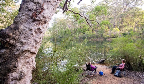 Lake Eckersley campground, Heathcote National Park. Photo: Nick Cubbin &copy; OEH