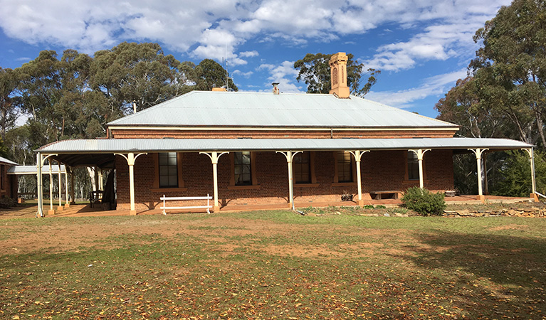 View of Hill End Hospital, with grassy lawn in foreground. Photo: Brett Kearins/DPIE