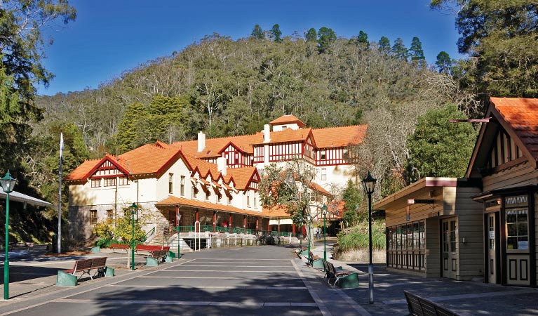 Caves House, Jenolan Karst Conservation Reserve. Photo: Kevin McGrath/DPIE