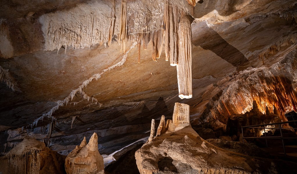 Impressive cave formations, Jenolan Karst Conservation Reserve. Photo: Jenolan Caves &copy; DPE