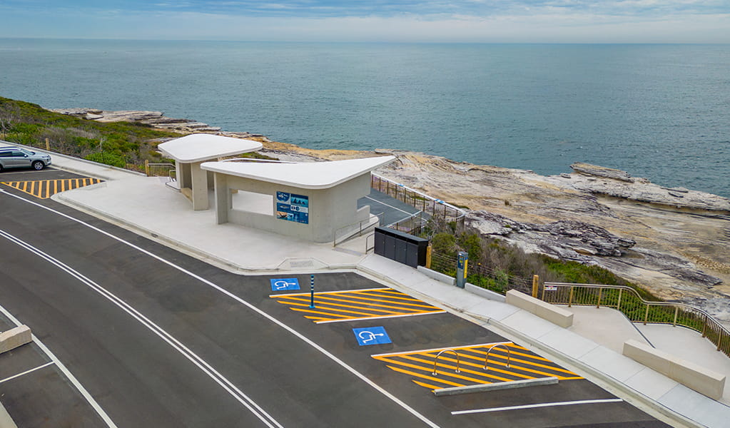 Accessible parking spaces located next to the whale watching platform at Cape Solander lookout. Photo: John Spencer &copy; DPE