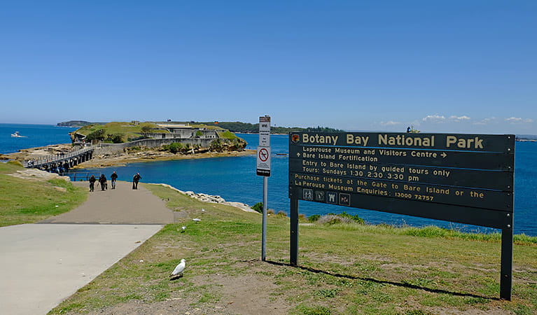 Park sign at La Perouse, Kamay Botany Bay National Park. Photo: E Sheargold/OEH.