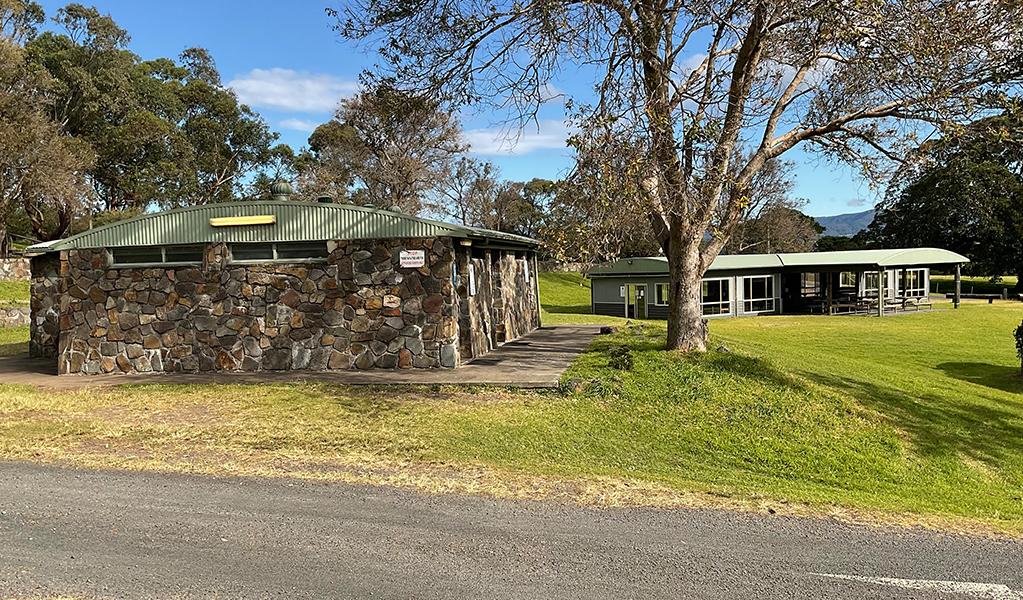 Kitchen and bathroom facilities in Killalea Regional Park. &copy; DPE