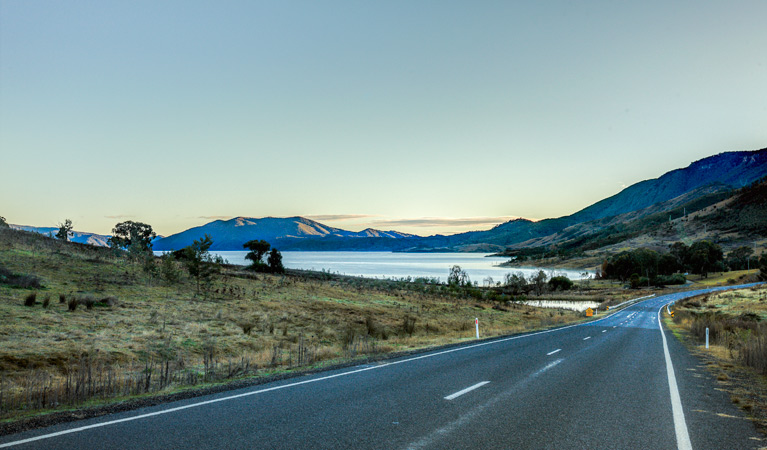 Snowy Mountains Highway passes Blowering Reservoir towrads Tumut, Koscisuzko National Park. Photo: Murray Vanderveer/DPIE