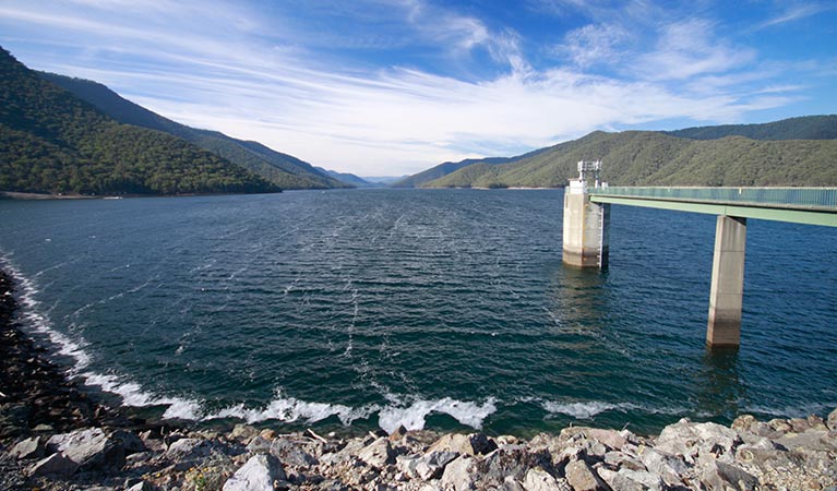 Talbingo Dam, off the Snowy Mountains Highway, Kosciuszko National Park. Photo: Elinor Sheargold