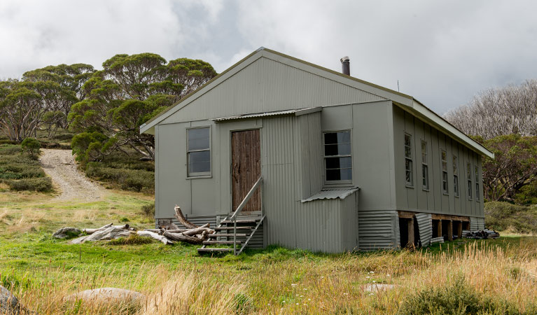 Exterior of Schlink Hut, near Guthega, Kosciuszko National Park. Photo: John Spencer &copy; OEH