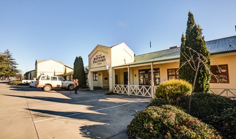 Tumut Visitor Centre, Kosciuszko National Park. Photo: Murray Vanderveer &copy; OEH