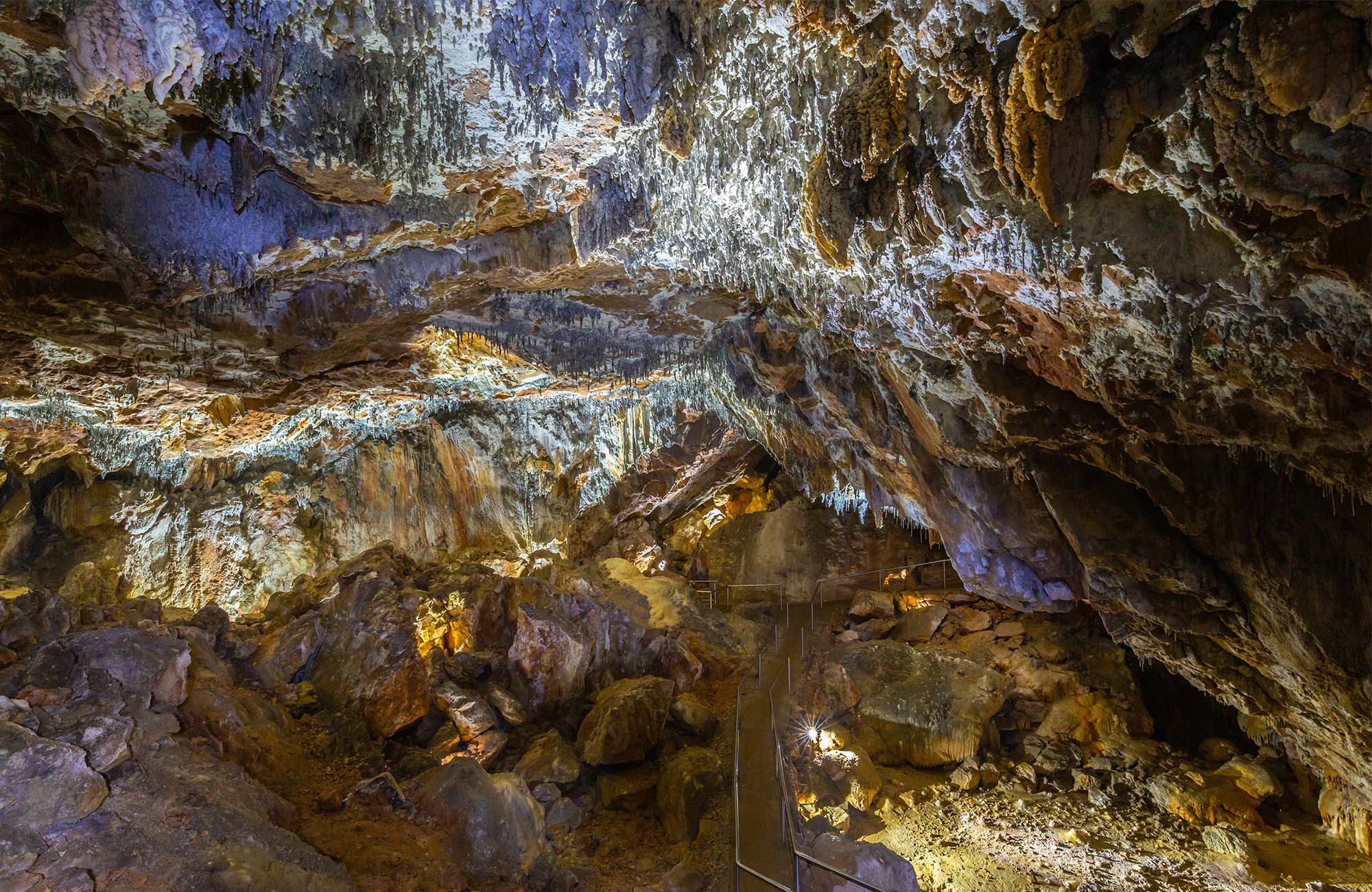 South Glory Cave at Yarrangobilly Caves, Koscisuzko National Park. Photo credit: Adam Klumper &copy; DPIE