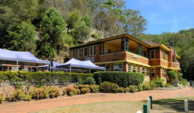 Bobbin Head Information Centre and surrounds in Ku-ring-gai Chase National Park. Photo: Elinor Sheargold &copy; OEH