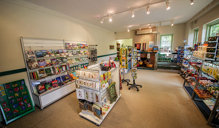 Bobbin Head Visitor Centre and surrounds in Ku-ring-gai Chase National Park. Photo: Elinor Sheargold &copy; OEH