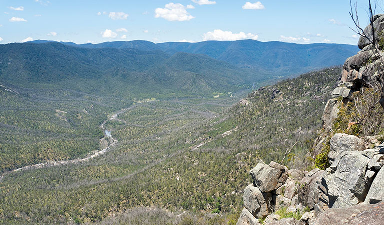 Tommys Rock lookout and walking track, Mann River Nature Reserve. Photo credit: Leah Pippos &copy; DPE