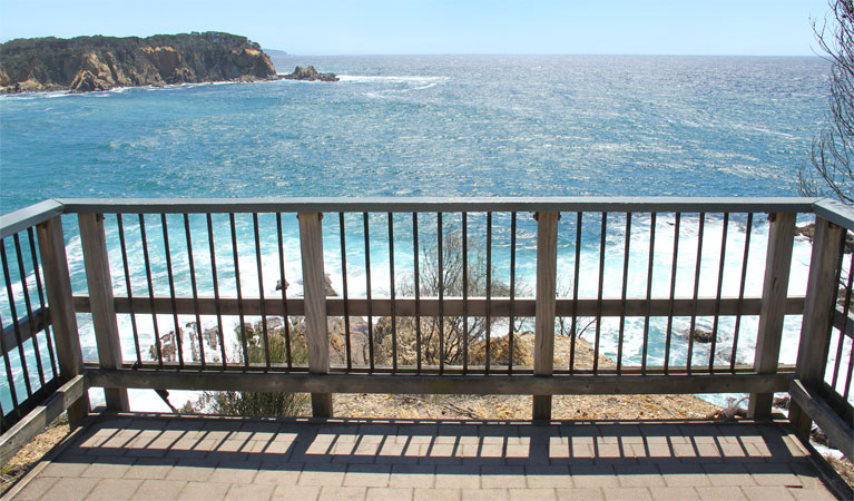 Wajurda Point lookout, Mimosa Rocks National Park. Photo: John Yurasek