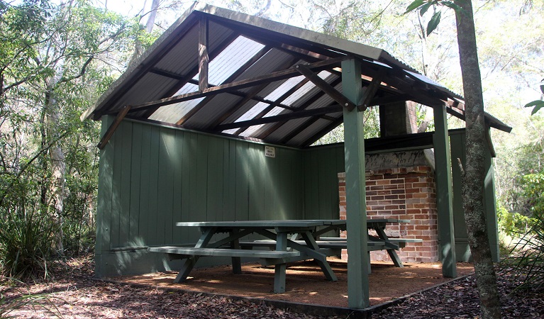 Fitzroy Falls Riverside picnic huts, Morton National Park. Photo: Geoffrey Saunders &copy; DPIE