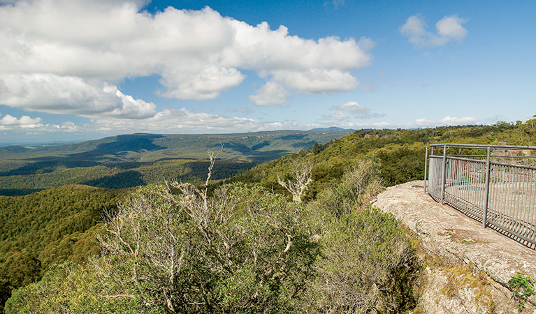 George Boyd lookout, Morton National Park. Photo: Michael Van Ewijk &copy; OEH