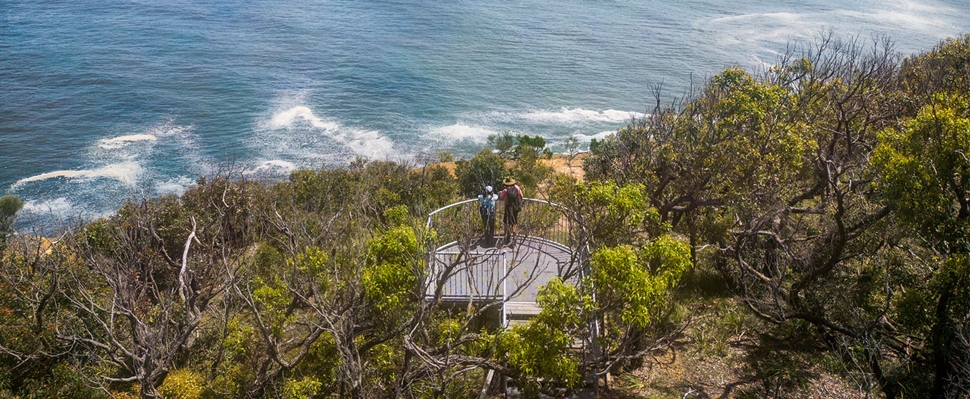 Aerial view of the viewing deck and views from Point Upright lookout. Credit: John Spencer © DPE