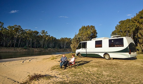 Quicks Beach campground, Murray Valley National Park. Photo: Gavin Hansford/DPIE