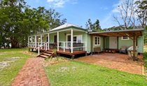 Cutlers Cottage exterior, Myall Lakes National Park. Photo credit: Troy Sinclair &copy; Troy Sinclair