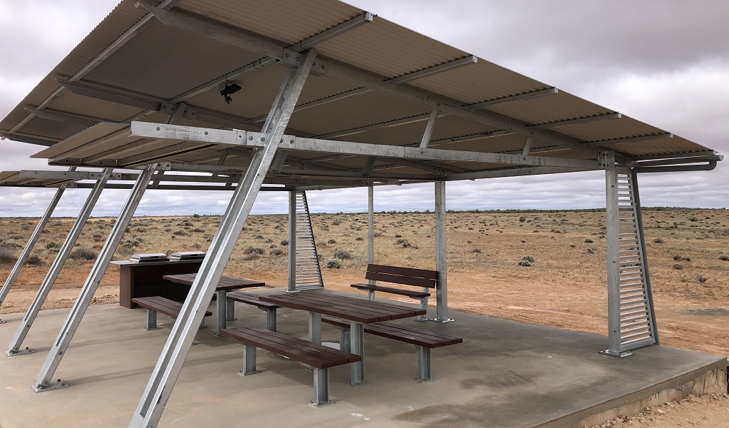 A picnic area at Caryapundy lookout campground, Narriearra Caryapundy Swamp National Park. Photo: Dan Hough &copy; DPIE