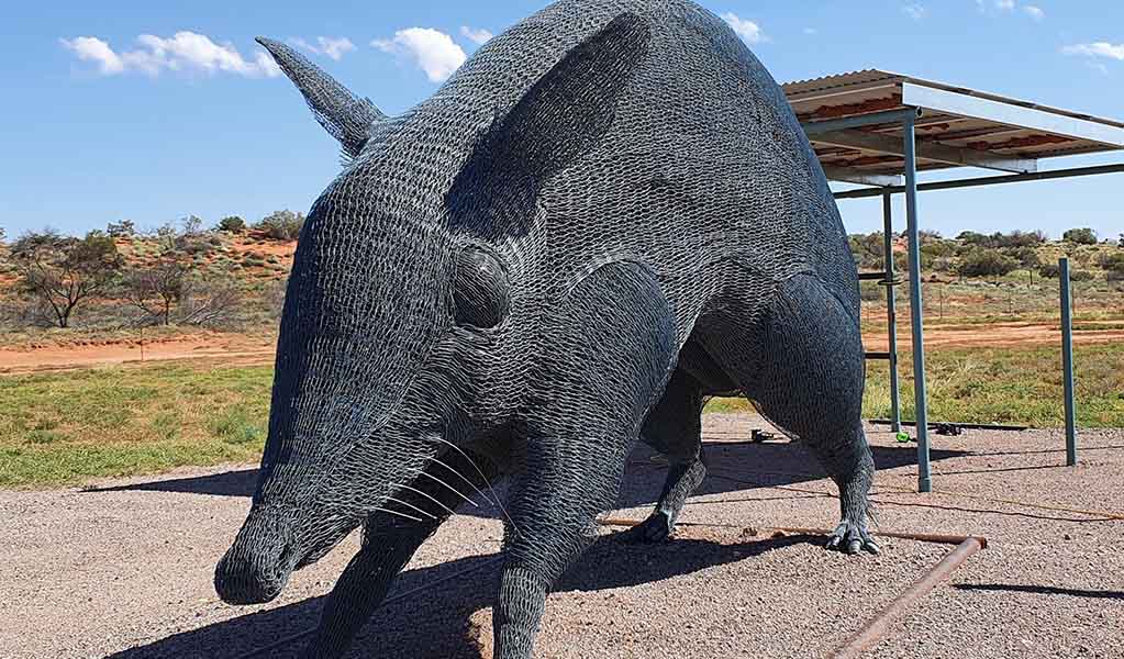 Mesh sculpture of a western barred bandicoot at Talpero lookout, Sturt National Park. Photo: Jo Pedler &copy; DPE