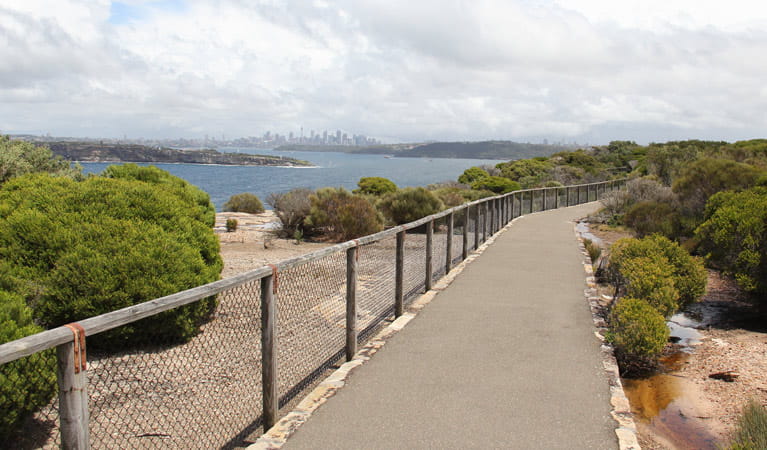 Fairfax walk, Sydney Harbour National Park. Photo: John Yurasek &copy; OEH