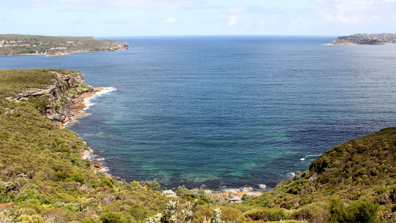 Dobroyd Area Crater, Sydney Harbour National Park. Photo: John Yurasek &copy; DPIE