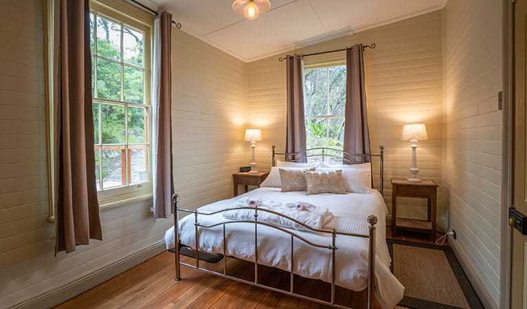 Bedroom with Queen bed at Steele Point Cottage in Sydney Harbour National Park. Photo: John Spencer/OEH