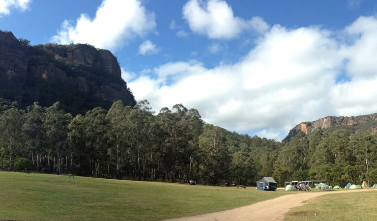 Newnes campground, Wollemi National Park. Photo: Elinor Sheargold &copy; OEH