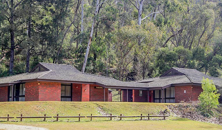 Wombeyan Caves dormitories, showing the north and south wings, Wombeyan Karst Conservation Reserve. Photo: Steve Babka