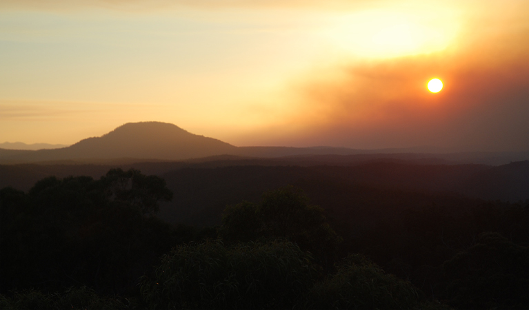 Finchley Lookout, Sightseeing Yengo National Park. Photo: Jeff Betteridge