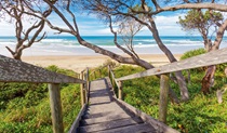 Brooms Head to Illaroo walking track, Yuraygir National Park. Photo: Rob Cleary &copy; OEH