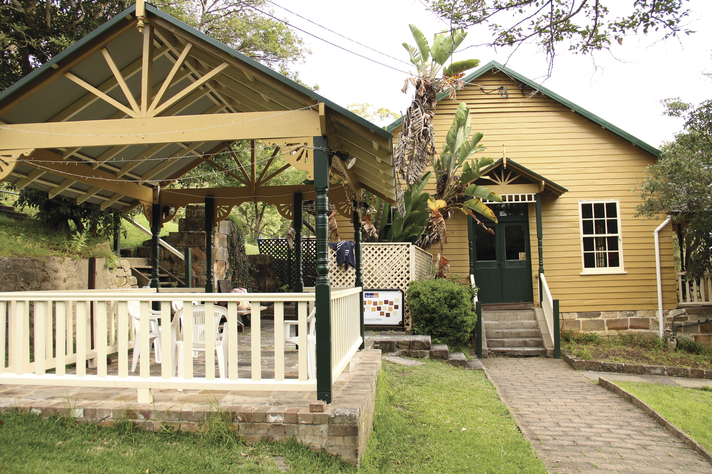 Athol Hall, Sydney Harbour National Park. Photo: John Yurasek &copy; OEH