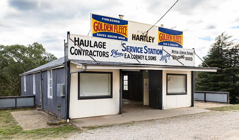 The exterior of Corney's Garage in Hartley Historic Site. Photo: Jennifer Leahy &copy; DPIE