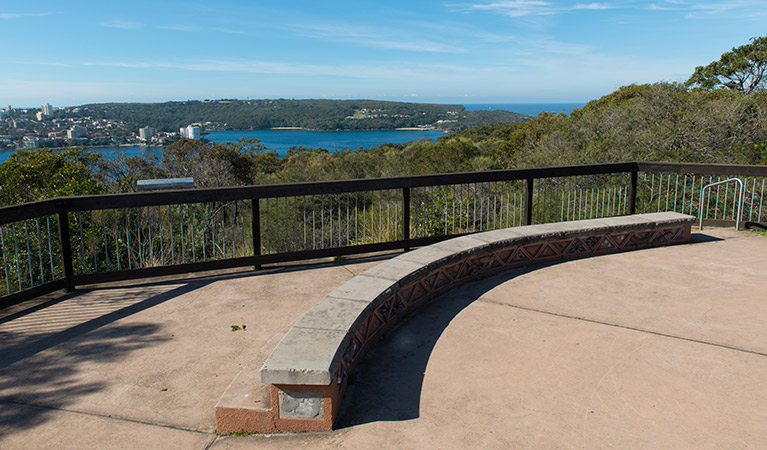 Arabanoo lookout, Sydney Harbour National Park. Photo: John Spencer